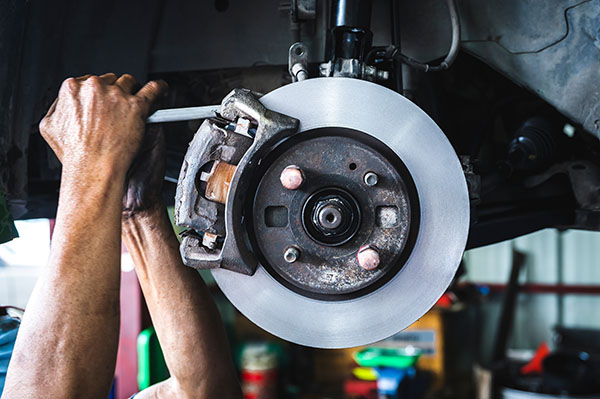 Must-Know Signs Of Air In Brake Lines